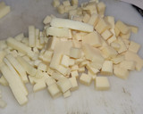 Foto del paso 1 de la receta: Pajaritas con jamón y chorizo y abundante queso gouda