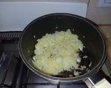 Foto del paso 1 de la receta: Ravioles de verdura con salsa de pollo y crema