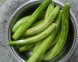 A picture of step 1 of Masala Tori.