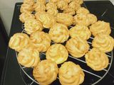 KUE SUS (CHOUX PASTRY) VLA VANILLA CUSTARD