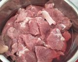 Foto langkah ke 1 dari resep Soto daging kuah santan.