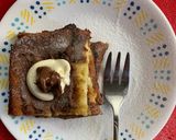 A picture of step 5 of Banana Nutella french toast.