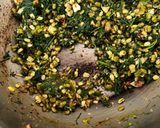A picture of step 5 of Jowar Bhakri with Dill Sabji.
