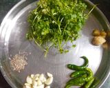 चना दाल भजिया और धनिया लहसुन की चटनी (chana dal bhajiya aur lehsun ki chutney recipe in Hindi) रेसिपी चरण 2 फोटो