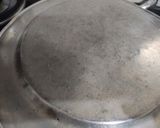 A picture of step 5 of Hari lahsun Ka chilla.