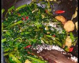 Foto langkah ke 3 dari resep Tumis Kangkung.