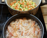 Foto del paso 1 de la receta: Camarones con salteado de verduras y arroz