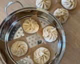 Une image de l'étape 8 de Banh bao porc, champignons et oeufs.