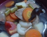Foto langkah ke 4 dari resep Sop Makaroni Sehat.