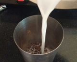 A picture of step 2 of Chocolate Milk Shake.