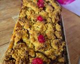 Une image de l'étape 6 de Cake croustillant à la rhubarbe et aux framboises 😃.