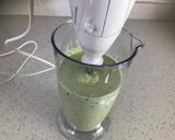 Foto del paso 3 de la receta: Salsa de albahaca para aliñar ensaladas