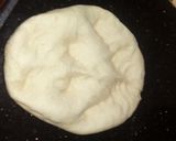 صورة لخطوة 2 من وصفة خبز الدار من اروع ما يكون (خبزة واحدة) 😘😘😘😘😘