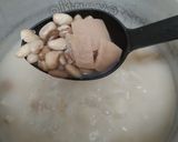 A picture of step 2 of Frijoles Charros.