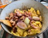 Une image de l'étape 15 de Duo de pommes de terre au lard et bouillon de sanglier.