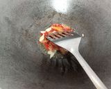 Foto langkah ke 3 dari resep Tumis Sayur Asin.
