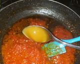 Foto del paso 9 de la receta: Tajín de carne de ternera con gombos y salsa de tomate - Mlokhiya