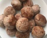 Foto del paso 2 de la receta: Albóndigas con puré de papa amarilla