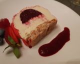 Une image de l'étape 5 de Bûche mousse noix de coco et insert fruits rouges.