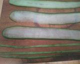 Foto del paso 5 de la receta: Rollitos de pepino con atún queso crema