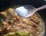 A picture of step 7 of Balochi tikka karahi 😋.