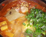 Foto del paso 6 de la receta: Caldo de pollo con viandas y maíz