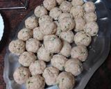 Foto del paso 4 de la receta Albóndigas de cerdo en salsa verde con ñoquis