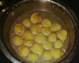 A picture of step 3 of Dahi bhalle.