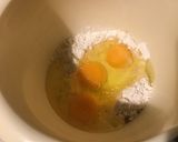 Une image de l'étape 1 de Cake lardons pruneaux gruyère et épices italiennes.