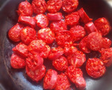 Foto del paso 4 de la receta: Rodajas de huevo y chorizo en salsa verde