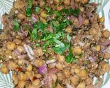 A picture of step 8 of Chickpea Chaat.