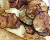 A picture of step 3 of Baingan ke pakore.