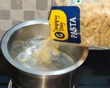 A picture of step 1 of Pasta in red sauce.