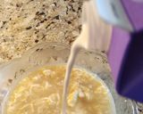 A picture of step 5 of Ramen Noodle Egg Drop Soup.