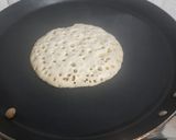 A picture of step 5 of Walnuts honey pancakes.