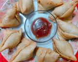 आलू के समोसे (aloo ke samose recipe in Hindi) रेसिपी चरण 5 फोटो