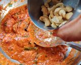 काजू कैप्सिकम सब्जी (kaju capsicum sabzi recipe in Hindi) रेसिपी चरण 3 फोटो