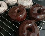 Foto langkah ke 5 dari resep Double choco donat.