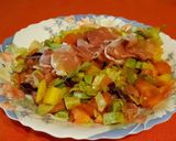 Foto del paso 5 de la receta: Ensalada con jamón, aguacate y mango
