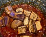 Gambar langkah 5 resipi Sambal Terung Ikan bilis.