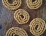 A picture of step 3 of Chakli.