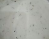 A picture of step 2 of Dried Mint Raita.sookhy podiny ka raita.