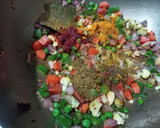 અવધી પુલાવ (Awadhi Pulao Recipe In Gujarati) રેસીપી સ્ટેપ2ફોટો