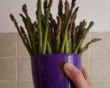 Foto del passaggio 1 della ricetta Cestini di pasta fillo con asparagi