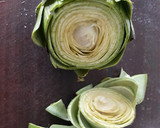 Foto del paso 2 de la receta: Guiso de calamar con almejas y alcachofas