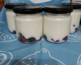 Foto del paso 3 de la receta: Yogur natural casero con frutos del bosque