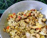 A picture of step 4 of Paddy Straw Mushroom Curry With Mustard Paste.