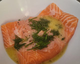 Foto del paso 2 de la receta: Salmón en freidora de aire, con eneldo, limón y mantequilla