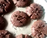 चोको चिप्स वाली चॉकलेट कूकीज़ (Choco chips wali chocolate cookies recipe in hindi) रेसिपी चरण 7 फोटो