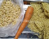Foto langkah ke 1 dari resep Mi goreng lorjuk.